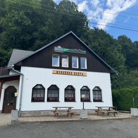 Penzion A Rybarska Basta U Jesetera Jeseník Kültér fotó